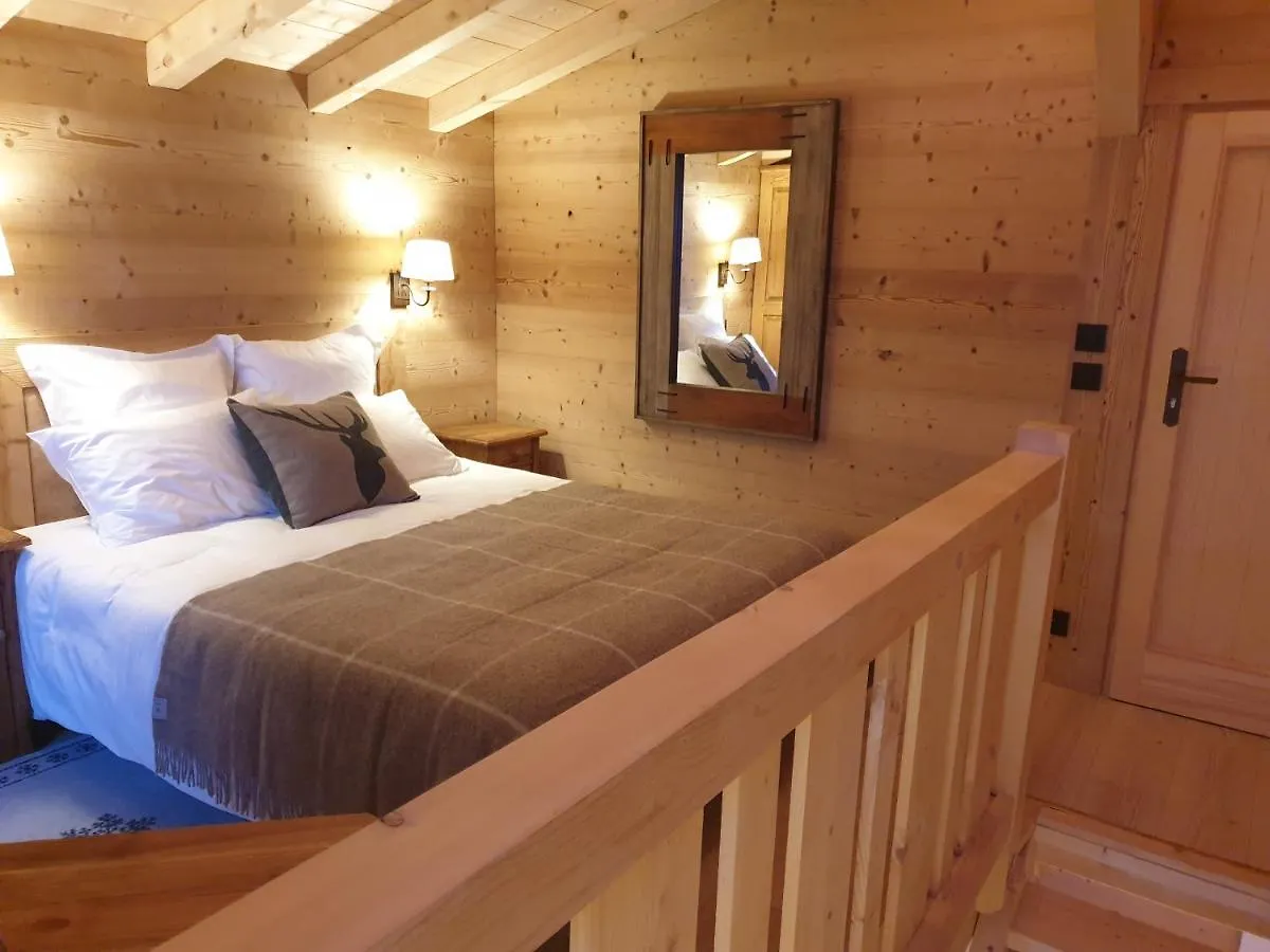 Guest house Barmadza Mazots De Charme Hotel Demi-Quartier France